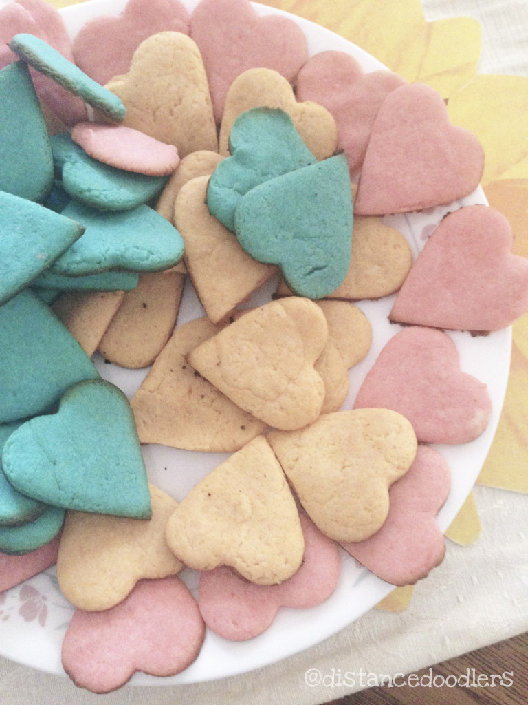 Valentine heart shaped Hello Kitty cookies recipe 1